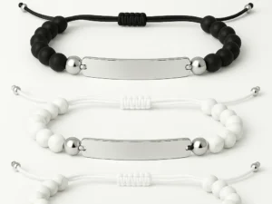 צמיד חרוזים עם חריטה